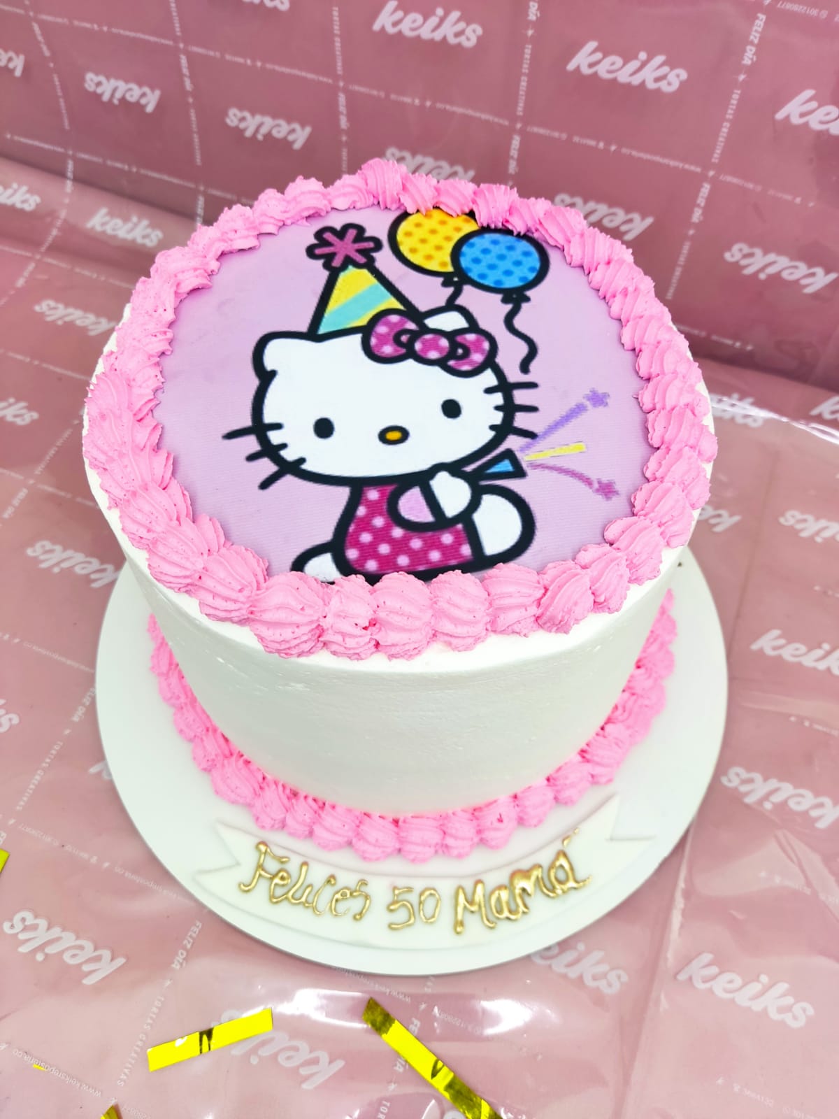 Hello Kitty Tradicional en Crema